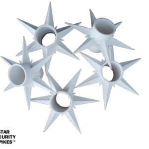The stars have six spikes and are able to rotate